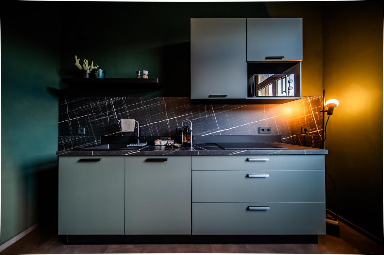 Llr Design Apartment - Emerald Green Im Zentrum Von Koblenz Eksteriør billede