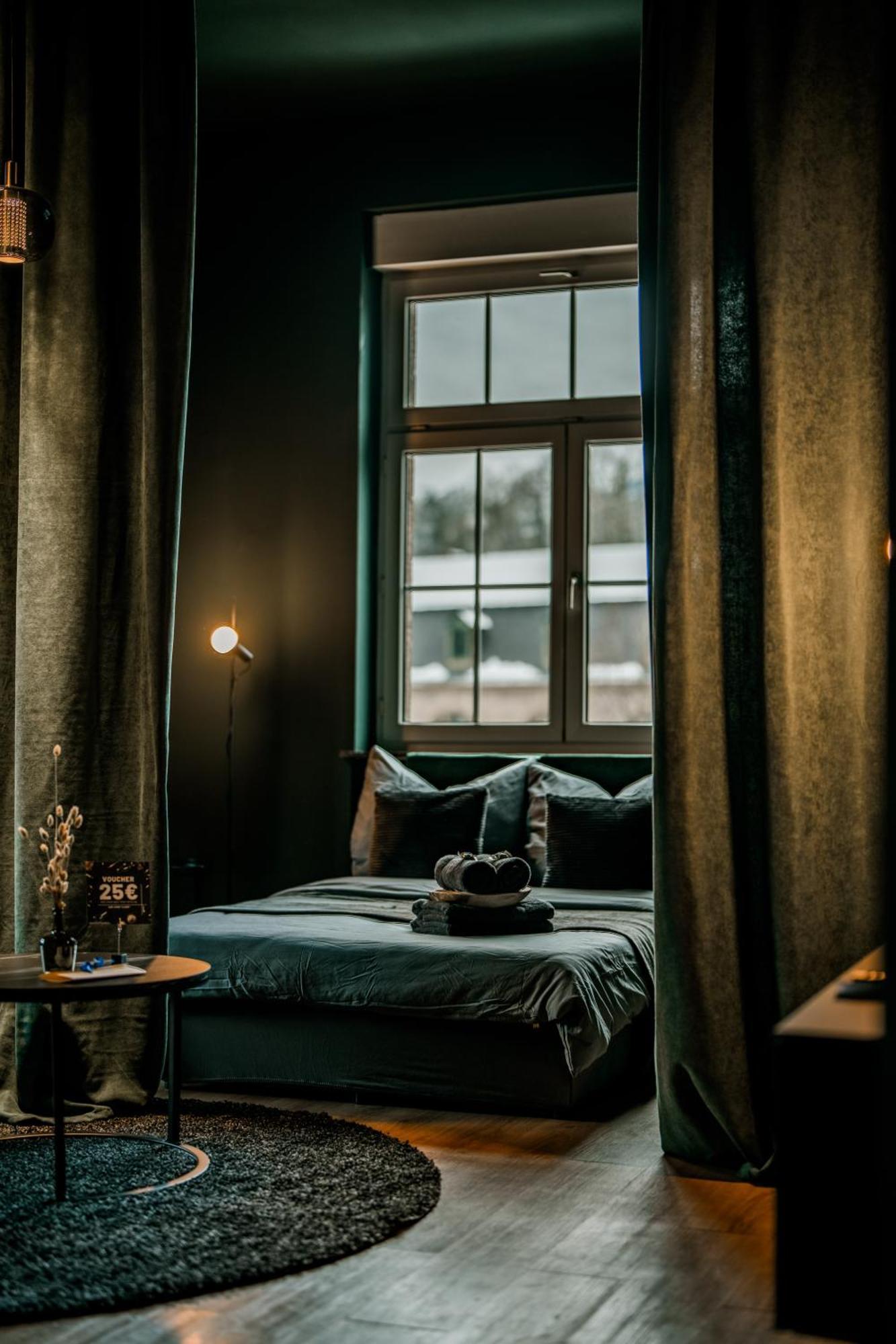 Llr Design Apartment - Emerald Green Im Zentrum Von Koblenz Eksteriør billede
